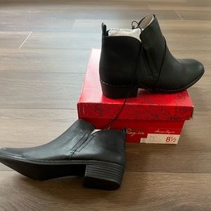 Black Booties